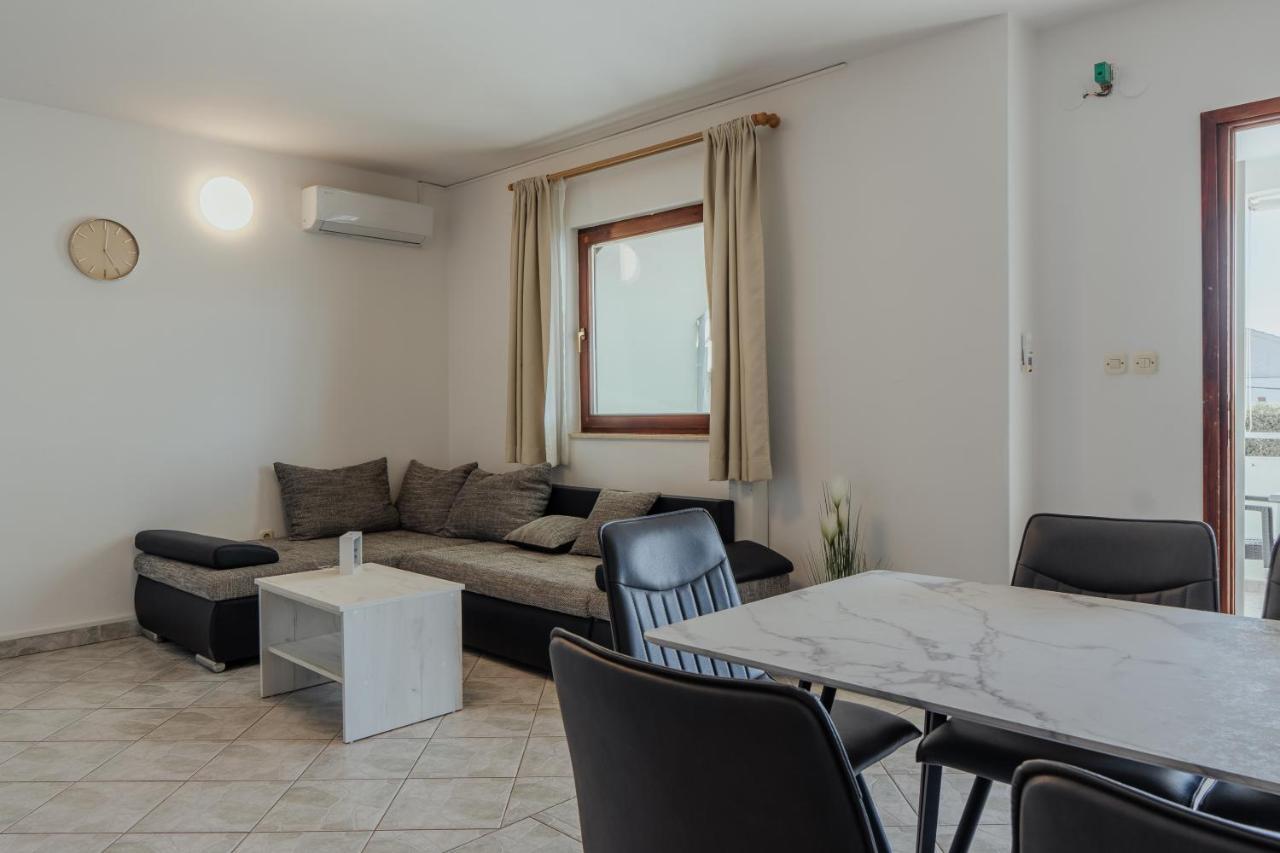 Apartmani Jaman Врси Стая снимка