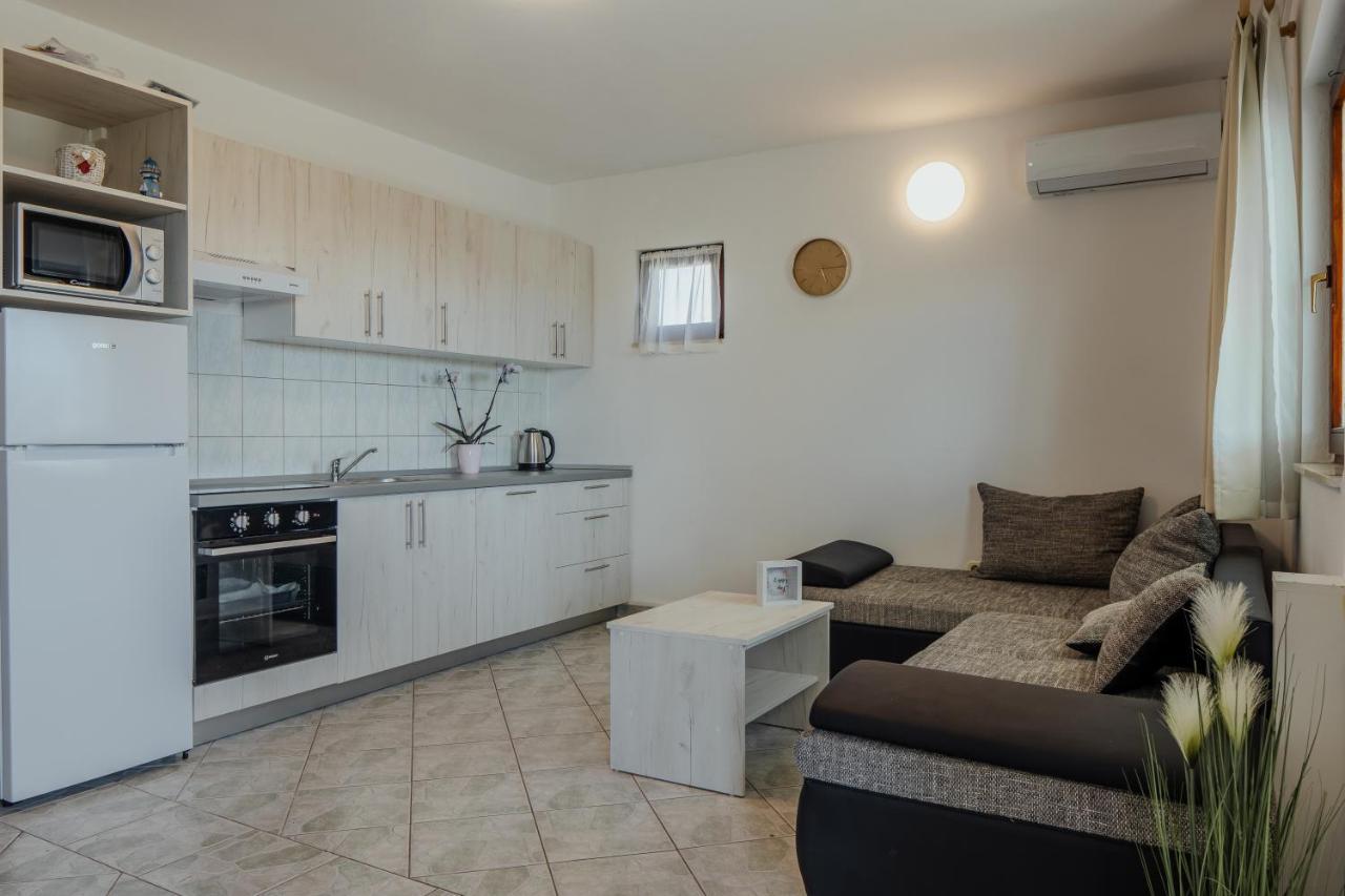Apartmani Jaman Врси Стая снимка