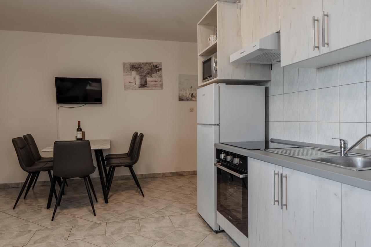 Apartmani Jaman Врси Стая снимка