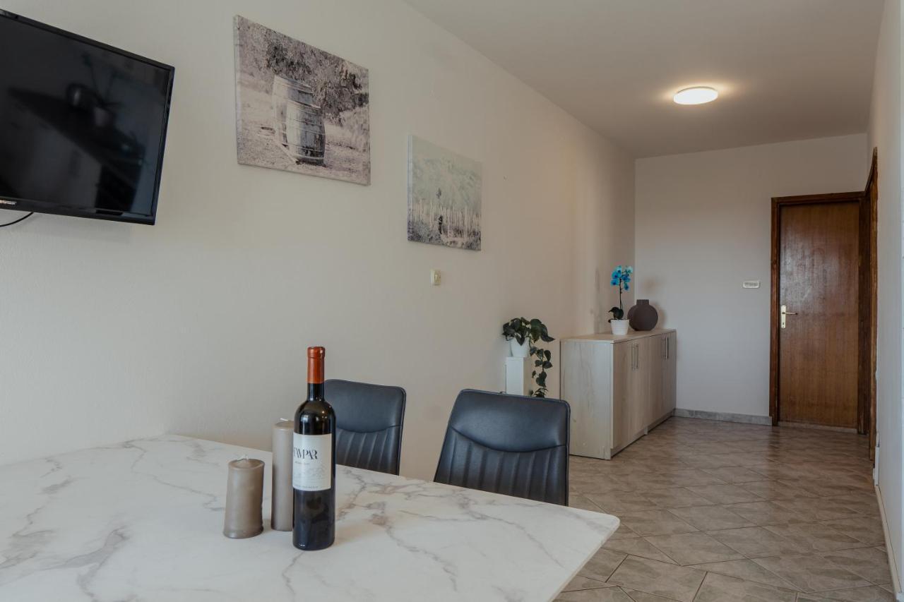 Apartmani Jaman Врси Стая снимка