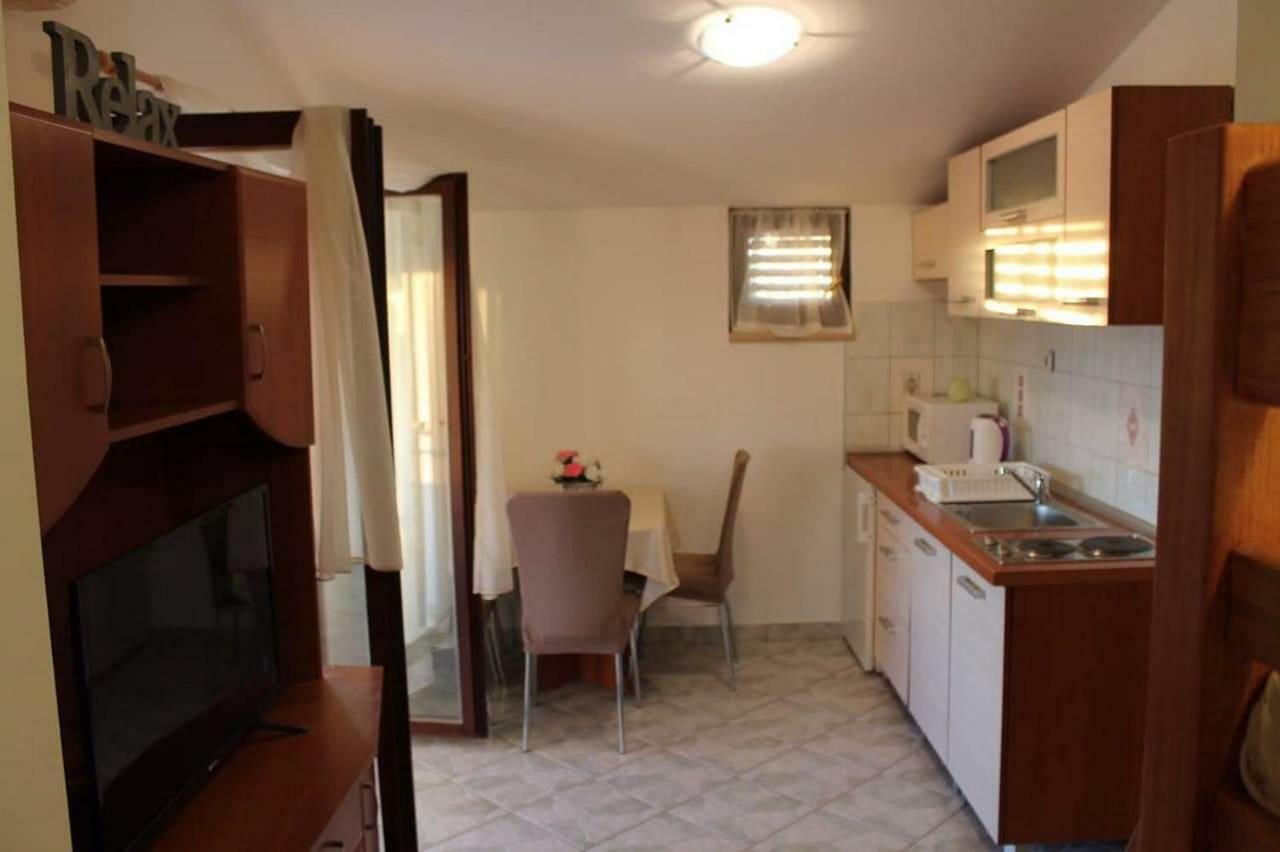 Apartmani Jaman Врси Екстериор снимка